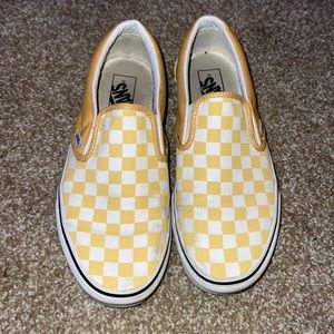 Checked yellow vans !